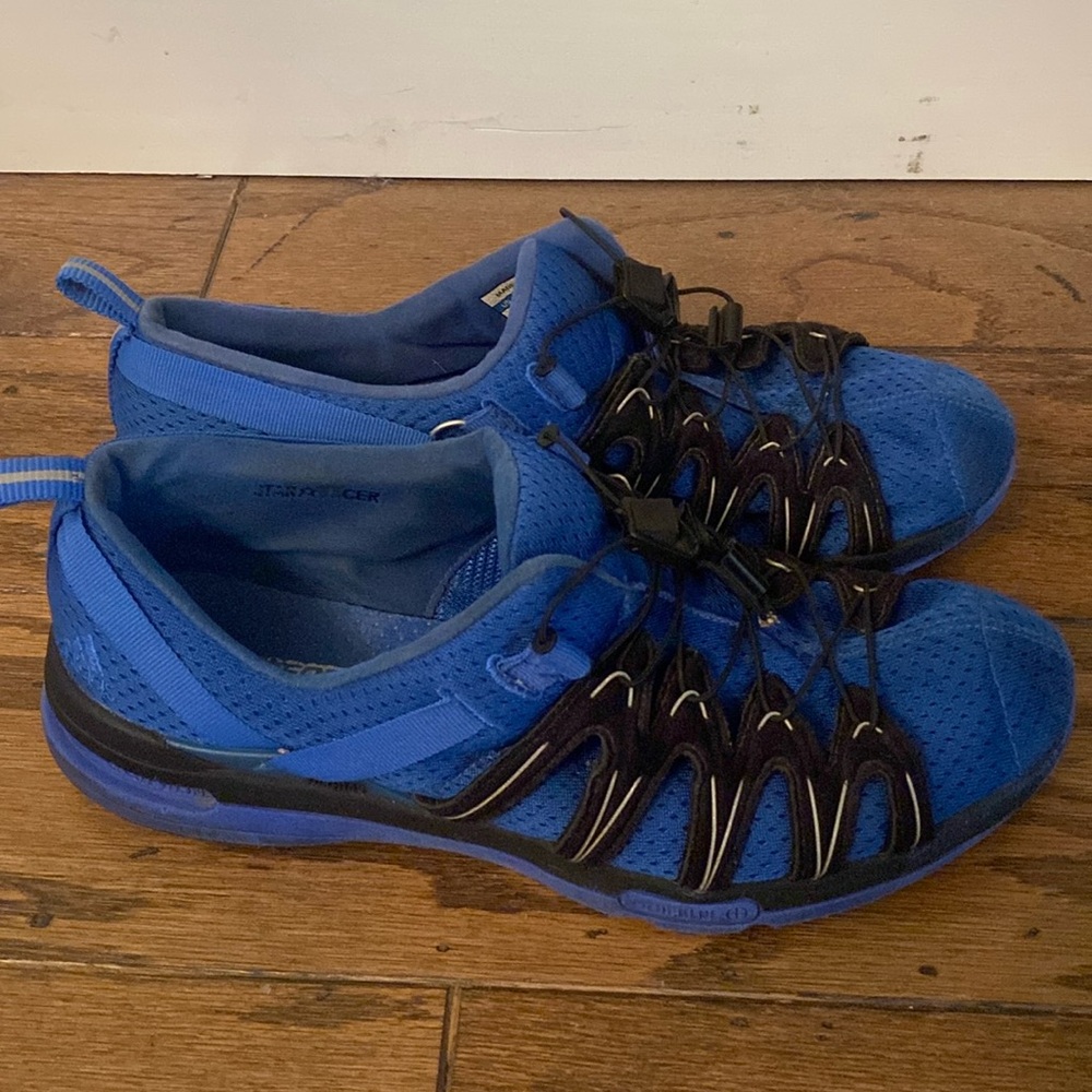 Adidas Mens Shoes. Size 9.5